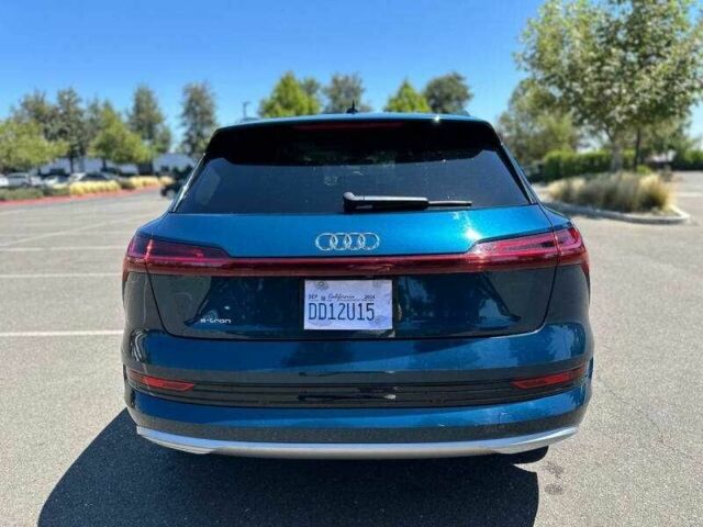 Синий Ауди Другая, объемом двигателя 0 л и пробегом 38 тыс. км за 15000 $, фото 3 на Automoto.ua