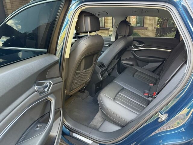 Синий Ауди Другая, объемом двигателя 0 л и пробегом 118 тыс. км за 29000 $, фото 6 на Automoto.ua