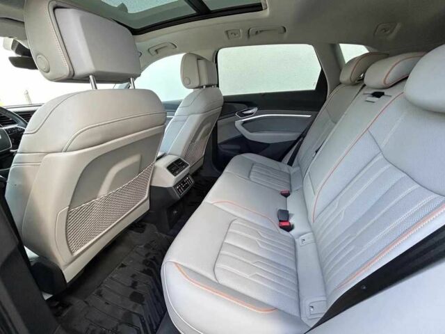 Синий Ауди Другая, объемом двигателя 0 л и пробегом 65 тыс. км за 16000 $, фото 7 на Automoto.ua