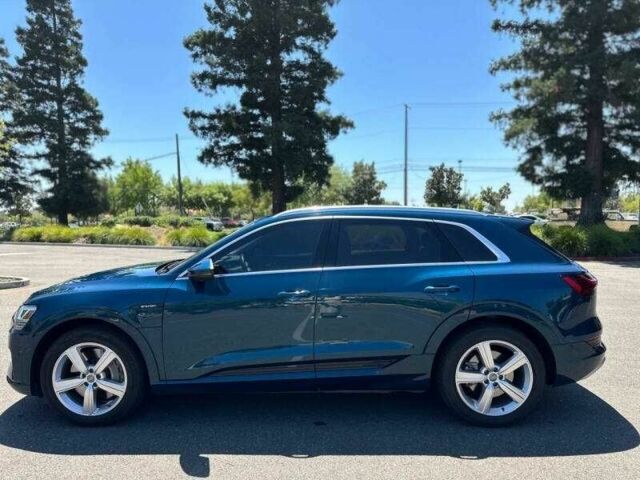 Синий Ауди Другая, объемом двигателя 0 л и пробегом 38 тыс. км за 15000 $, фото 1 на Automoto.ua