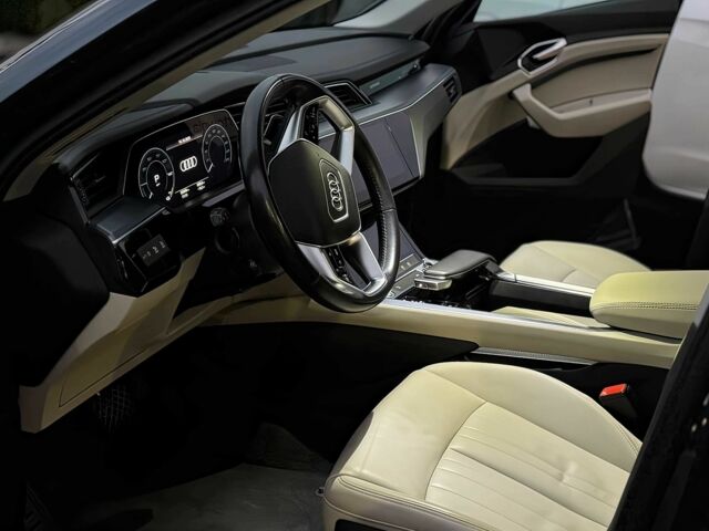 Синий Ауди Другая, объемом двигателя 0 л и пробегом 46 тыс. км за 31000 $, фото 8 на Automoto.ua