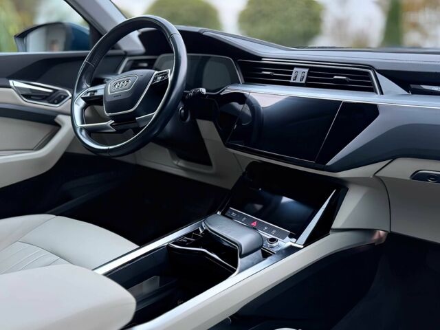 Синий Ауди Другая, объемом двигателя 0 л и пробегом 46 тыс. км за 31000 $, фото 11 на Automoto.ua