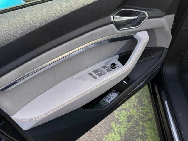 Синій Ауді Інша, об'ємом двигуна 0 л та пробігом 93 тис. км за 34500 $, фото 6 на Automoto.ua