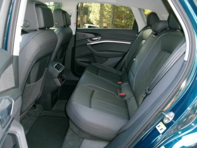 Синій Ауді Інша, об'ємом двигуна 0 л та пробігом 22 тис. км за 25800 $, фото 13 на Automoto.ua