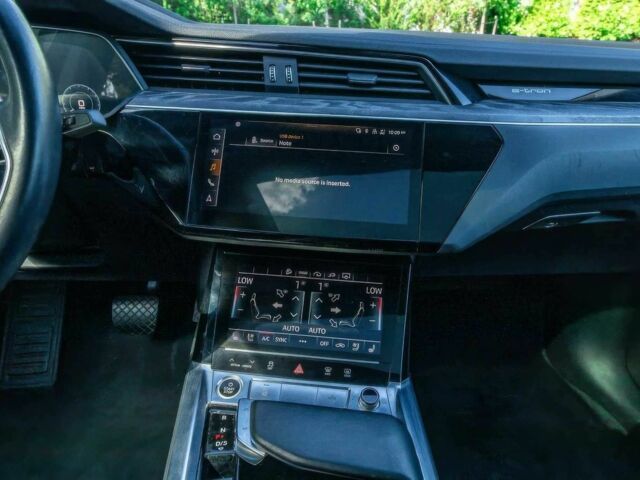 Синій Ауді Інша, об'ємом двигуна 0 л та пробігом 19 тис. км за 38000 $, фото 10 на Automoto.ua