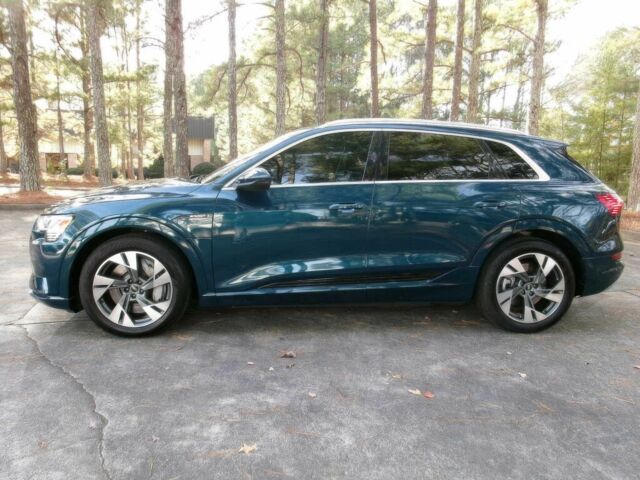 Синій Ауді Інша, об'ємом двигуна 0 л та пробігом 22 тис. км за 25800 $, фото 3 на Automoto.ua