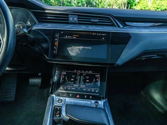 Синий Ауди Другая, объемом двигателя 0 л и пробегом 21 тыс. км за 19000 $, фото 7 на Automoto.ua