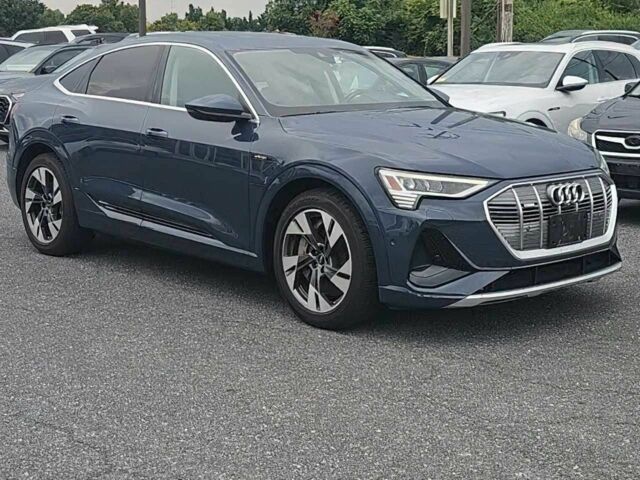 Синій Ауді Інша, об'ємом двигуна 0 л та пробігом 10 тис. км за 18000 $, фото 2 на Automoto.ua