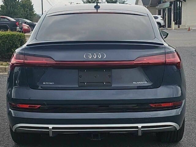 Синій Ауді Інша, об'ємом двигуна 0 л та пробігом 10 тис. км за 18000 $, фото 4 на Automoto.ua