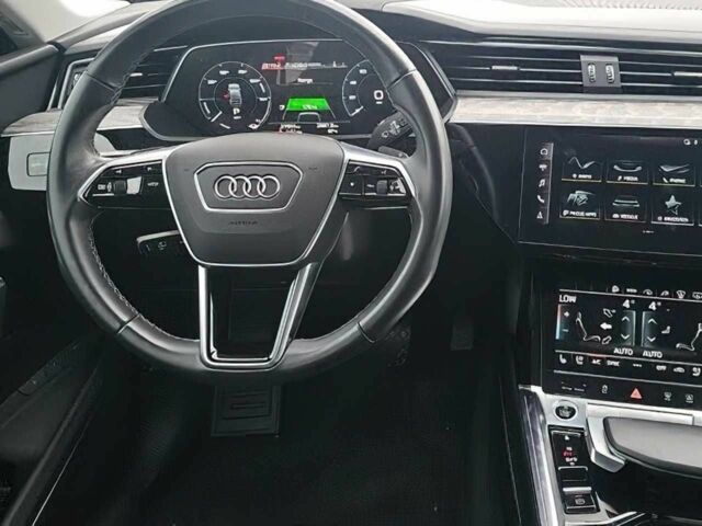 Синій Ауді Інша, об'ємом двигуна 0 л та пробігом 10 тис. км за 18000 $, фото 7 на Automoto.ua