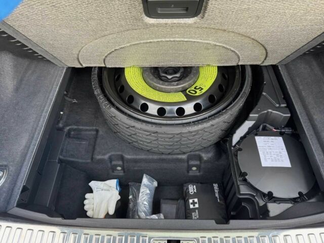 Синий Ауди Другая, объемом двигателя 0 л и пробегом 34 тыс. км за 24000 $, фото 8 на Automoto.ua