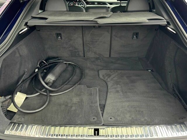 Синий Ауди Другая, объемом двигателя 0 л и пробегом 21 тыс. км за 31400 $, фото 13 на Automoto.ua