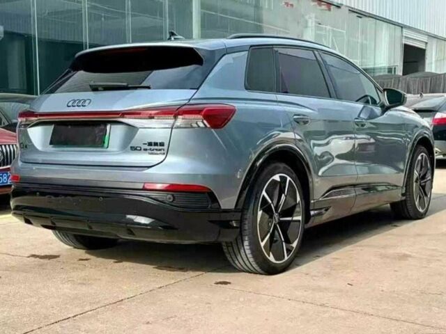 Синий Ауди Другая, объемом двигателя 0 л и пробегом 20 тыс. км за 27000 $, фото 3 на Automoto.ua