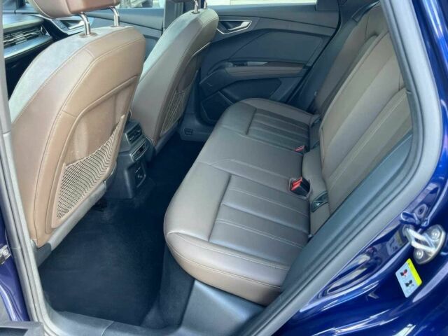 Синій Ауді Інша, об'ємом двигуна 0 л та пробігом 12 тис. км за 25000 $, фото 14 на Automoto.ua