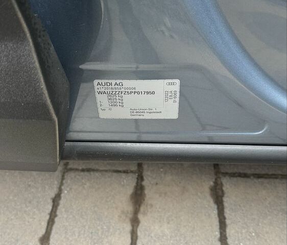 Синий Ауди Другая, объемом двигателя 0 л и пробегом 37 тыс. км за 31900 $, фото 21 на Automoto.ua