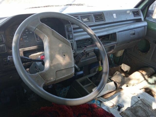 Зелений Ауді Інша, об'ємом двигуна 2 л та пробігом 25 тис. км за 700 $, фото 2 на Automoto.ua