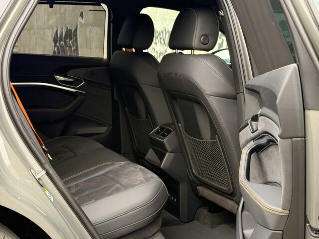 Зеленый Ауди Другая, объемом двигателя 0 л и пробегом 104 тыс. км за 39700 $, фото 12 на Automoto.ua