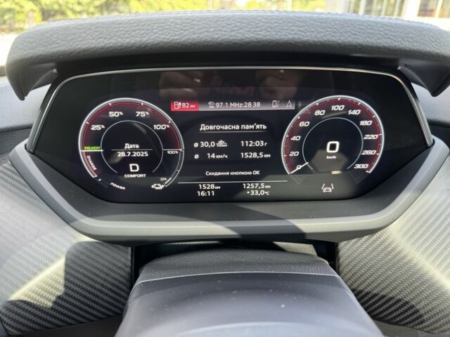 Белый Ауди E-Tron, объемом двигателя 0 л и пробегом 200 тыс. км за 65500 $, фото 5 на Automoto.ua