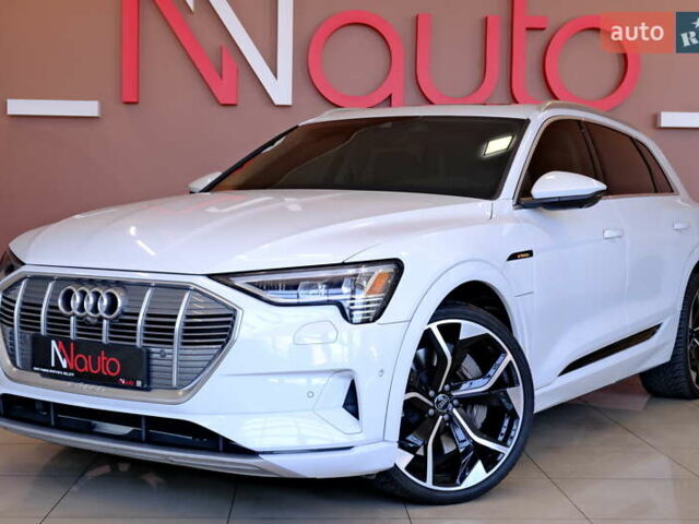Белый Ауди E-Tron, объемом двигателя 0 л и пробегом 46 тыс. км за 31900 $, фото 15 на Automoto.ua