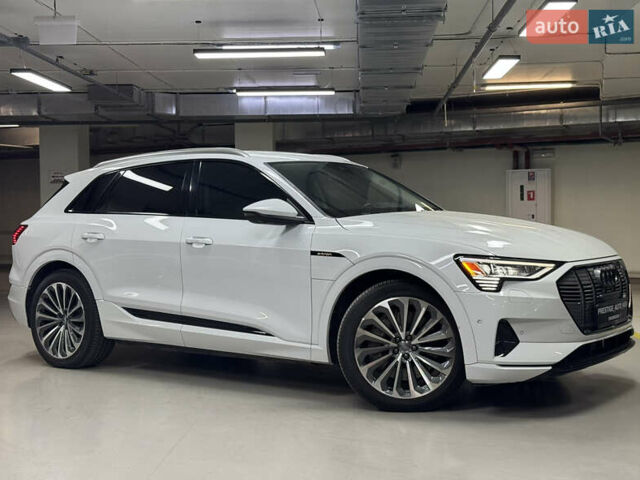 Білий Ауді E-Tron, об'ємом двигуна 0 л та пробігом 36 тис. км за 35000 $, фото 3 на Automoto.ua