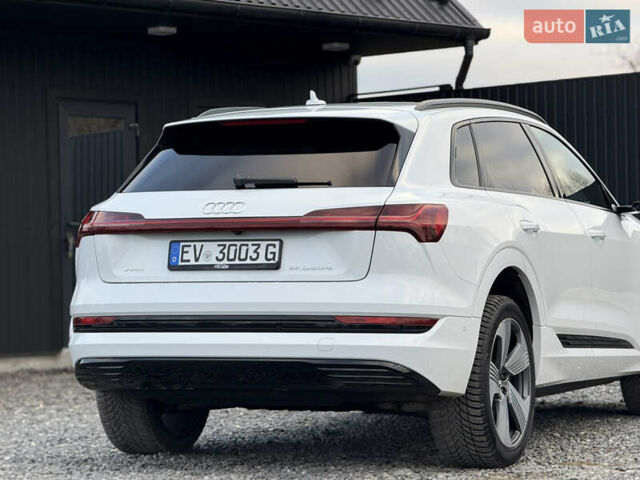 Белый Ауди E-Tron, объемом двигателя 0 л и пробегом 150 тыс. км за 28750 $, фото 16 на Automoto.ua