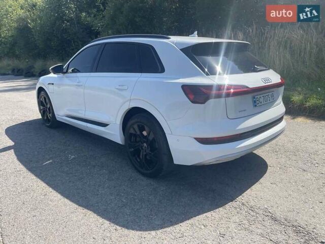 Белый Ауди E-Tron, объемом двигателя 0 л и пробегом 59 тыс. км за 30500 $, фото 7 на Automoto.ua