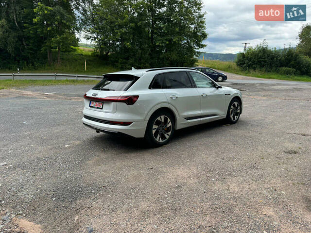 Белый Ауди E-Tron, объемом двигателя 0 л и пробегом 150 тыс. км за 32000 $, фото 3 на Automoto.ua