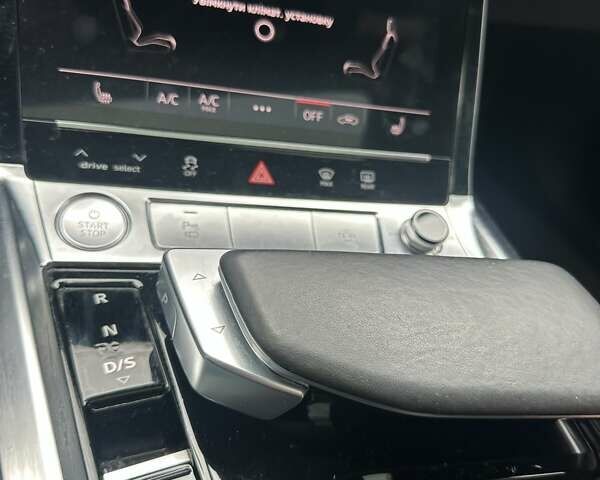 Белый Ауди E-Tron, объемом двигателя 0 л и пробегом 116 тыс. км за 27900 $, фото 48 на Automoto.ua