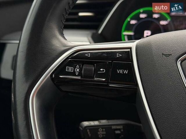 Белый Ауди E-Tron, объемом двигателя 0 л и пробегом 87 тыс. км за 28000 $, фото 55 на Automoto.ua