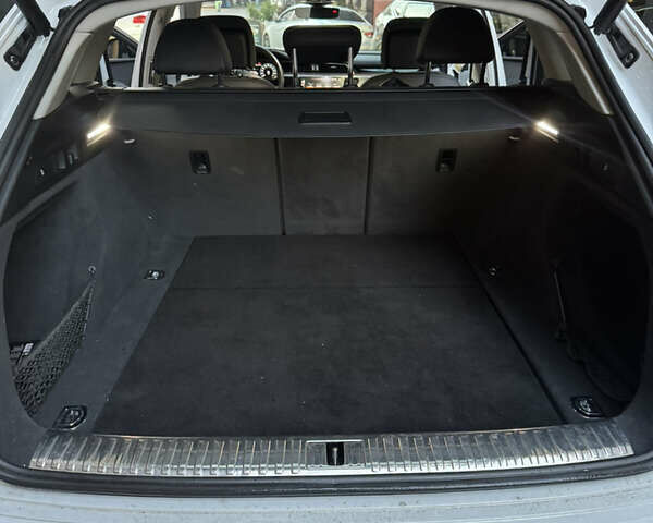 Белый Ауди E-Tron, объемом двигателя 0 л и пробегом 66 тыс. км за 26500 $, фото 21 на Automoto.ua