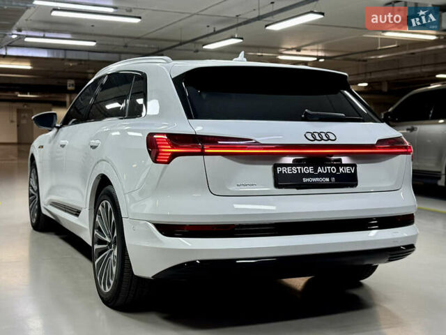 Білий Ауді E-Tron, об'ємом двигуна 0 л та пробігом 36 тис. км за 35000 $, фото 23 на Automoto.ua
