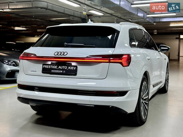Білий Ауді E-Tron, об'ємом двигуна 0 л та пробігом 36 тис. км за 35000 $, фото 26 на Automoto.ua