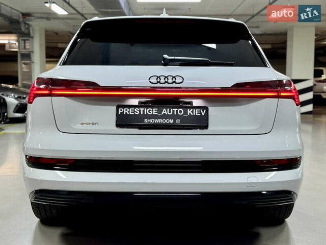 Білий Ауді E-Tron, об'ємом двигуна 0 л та пробігом 36 тис. км за 35000 $, фото 15 на Automoto.ua
