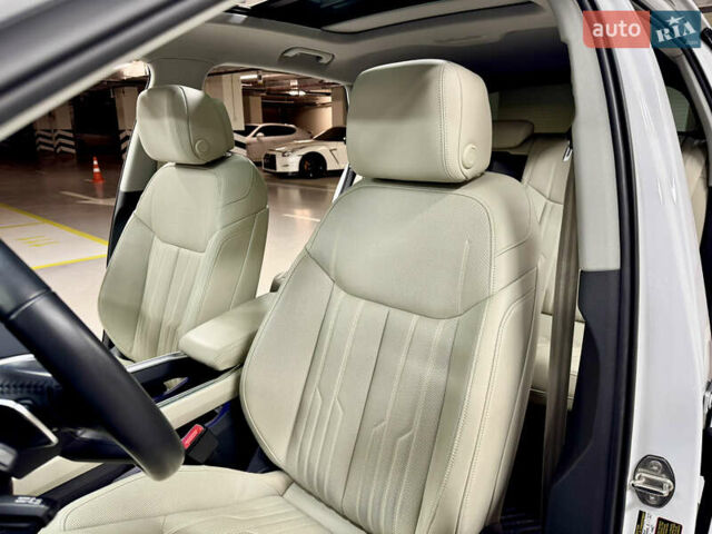 Білий Ауді E-Tron, об'ємом двигуна 0 л та пробігом 36 тис. км за 35000 $, фото 38 на Automoto.ua