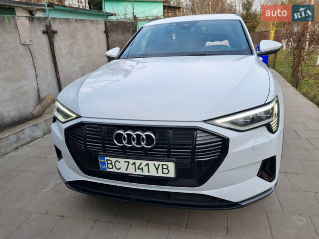 Білий Ауді E-Tron, об'ємом двигуна 0 л та пробігом 184 тис. км за 34500 $, фото 10 на Automoto.ua