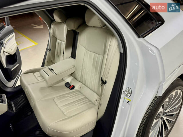 Білий Ауді E-Tron, об'ємом двигуна 0 л та пробігом 36 тис. км за 35000 $, фото 41 на Automoto.ua