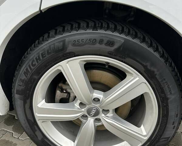 Белый Ауди E-Tron, объемом двигателя 0 л и пробегом 116 тыс. км за 27900 $, фото 19 на Automoto.ua