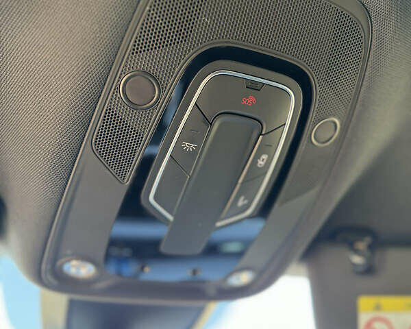 Белый Ауди E-Tron, объемом двигателя 0 л и пробегом 150 тыс. км за 28000 $, фото 25 на Automoto.ua