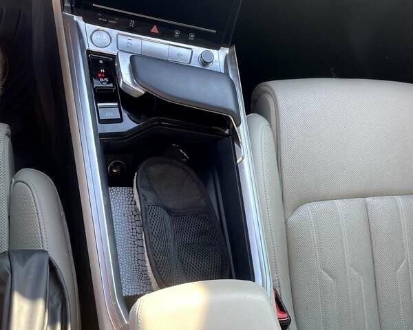 Белый Ауди E-Tron, объемом двигателя 0 л и пробегом 63 тыс. км за 39000 $, фото 12 на Automoto.ua