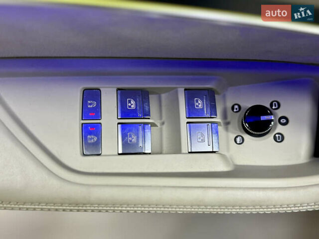 Білий Ауді E-Tron, об'ємом двигуна 0 л та пробігом 36 тис. км за 35000 $, фото 45 на Automoto.ua