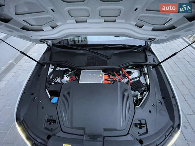 Білий Ауді E-Tron, об'ємом двигуна 0 л та пробігом 83 тис. км за 35000 $, фото 51 на Automoto.ua