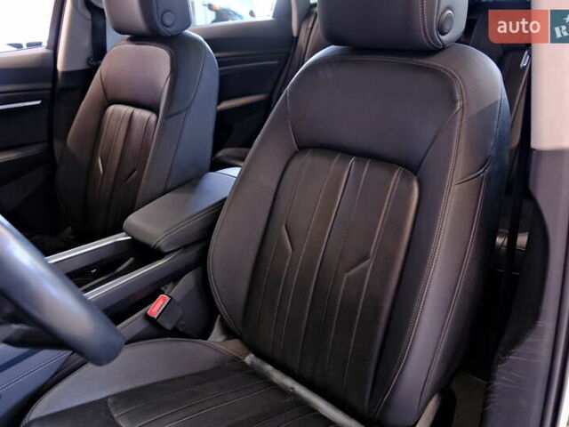 Белый Ауди E-Tron, объемом двигателя 0 л и пробегом 46 тыс. км за 31900 $, фото 48 на Automoto.ua