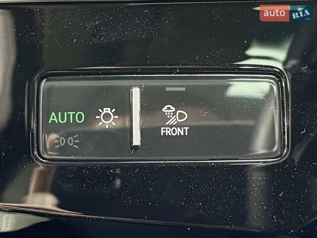 Білий Ауді E-Tron, об'ємом двигуна 0 л та пробігом 36 тис. км за 35000 $, фото 58 на Automoto.ua