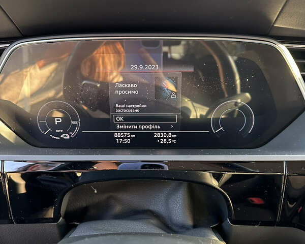 Ауди E-Tron 2019 в Ужгороде на Automoto.ua Белый Ауди E-Tron, объемом двигателя 0 л и пробегом 130 тыс. км за 25000 $, фото 6 на Automoto.ua