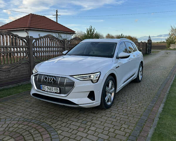 Ауди E-Tron 2019 в Львове на Automoto.ua Белый Ауди E-Tron, объемом двигателя 0 л и пробегом 72 тыс. км за 33000 $, фото 7 на Automoto.ua