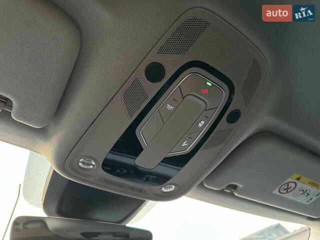 Білий Ауді E-Tron, об'ємом двигуна 0 л та пробігом 88 тис. км за 27500 $, фото 28 на Automoto.ua