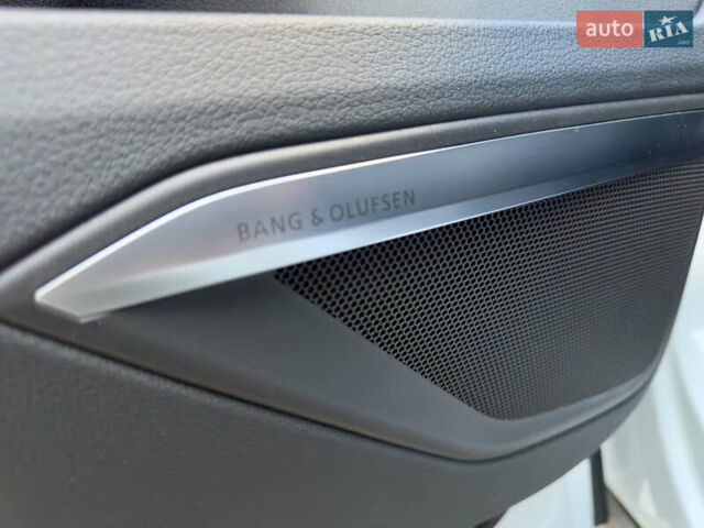 Белый Ауди E-Tron, объемом двигателя 0 л и пробегом 42 тыс. км за 33700 $, фото 17 на Automoto.ua