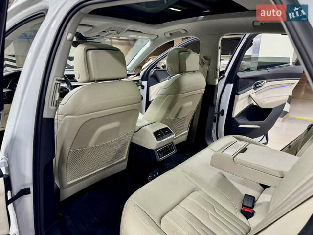 Білий Ауді E-Tron, об'ємом двигуна 0 л та пробігом 36 тис. км за 35000 $, фото 40 на Automoto.ua