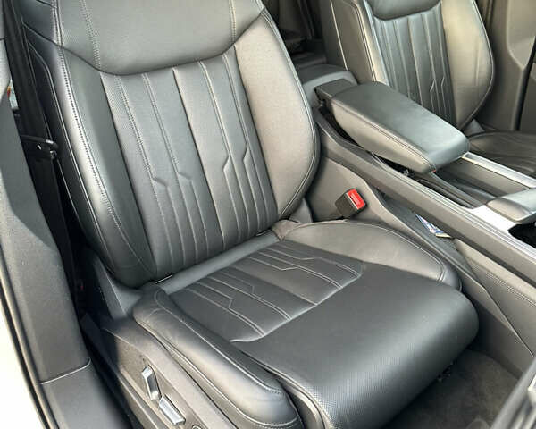 Белый Ауди E-Tron, объемом двигателя 0 л и пробегом 110 тыс. км за 31000 $, фото 10 на Automoto.ua