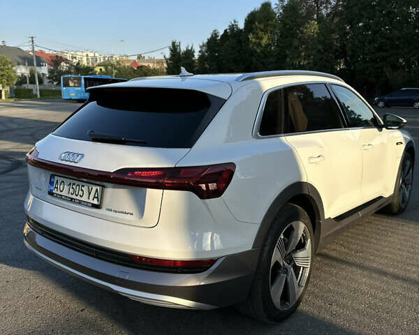 Ауди E-Tron 2019 в Ужгороде на Automoto.ua Белый Ауди E-Tron, объемом двигателя 0 л и пробегом 130 тыс. км за 25000 $, фото 1 на Automoto.ua